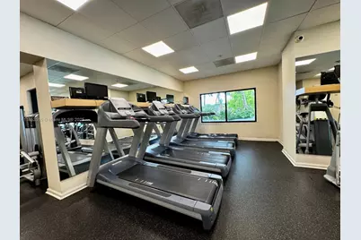 2333 Brickell Ave #2607, Miami, FL 33129 - Photo 21