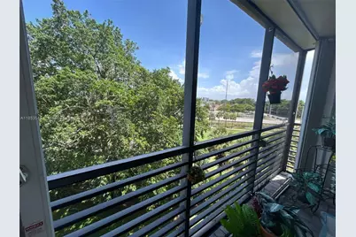 1100 Saint Charles Pl #504, Pembroke Pines, FL 33026 - Photo 25