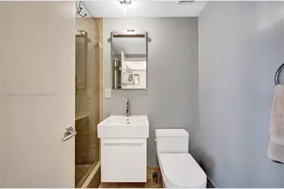 20281 E Country Club Dr #607, Aventura, FL 33180 - Photo 27