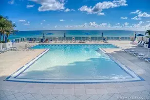 2751 S Ocean Dr, Hollywood, FL 33019 - Photo 17