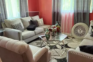 985 NE 146th St, North Miami, FL 33161 - Photo 13