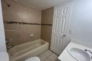 4660 NW 79th Ave, Doral, FL 33166 - Photo 15