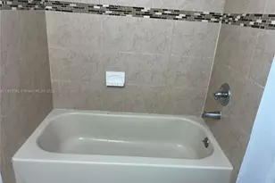 4660 NW 79th Ave, Doral, FL 33166 - Photo 23