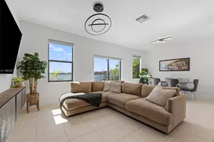 20544 NE 5th Pl, Miami, FL 33179 - Photo 7