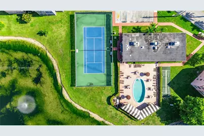 9461 Sunrise Lakes Blvd #207, Sunrise, FL 33322 - Photo 17