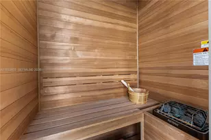 17975 Collins Ave, Sunny Isles Beach, FL 33160 - Photo 27