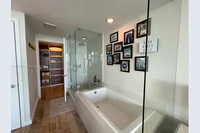 650 NE 32nd St #3005, Miami, FL 33137 - Photo 13