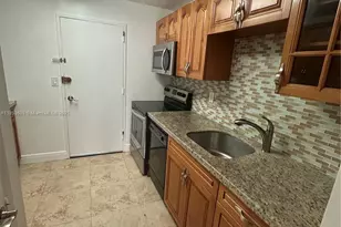 9800 W Bay Harbor Dr, Bay Harbor Islands, FL 33154 - Photo 9