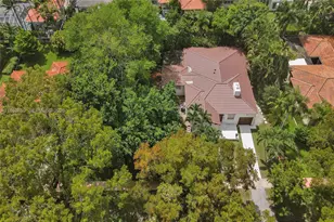528 Sevilla Ave, Coral Gables, FL 33134 - Photo 3