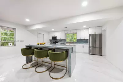 528 Sevilla Ave, Coral Gables, FL 33134 - Photo 11