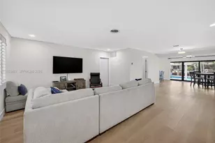 2481 SE 15th St, Pompano Beach, FL 33062 - Photo 15