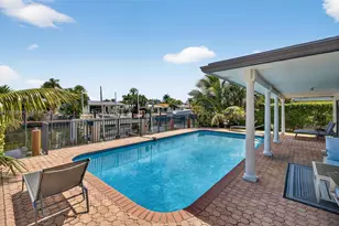 2481 SE 15th St, Pompano Beach, FL 33062 - Photo 11