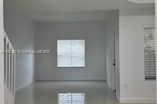 14384 SW 11th St, Pembroke Pines, FL 33027 - Photo 11