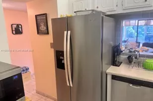 4270 NW 40th St, Lauderdale Lakes, FL 33319 - Photo 5