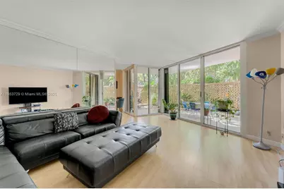 2000 Towerside Ter #308, Miami, FL 33138 - Photo 3