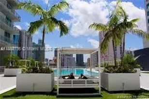 690 SW 1st Ct, Miami, FL 33130 - Photo 9