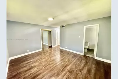 232 NE 12th Ave #201, Hallandale Beach, FL 33009 - Photo 11