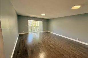 232 NE 12th Ave, Hallandale Beach, FL 33009 - Photo 5