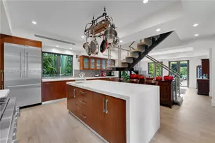 4475 N Meridian Ave, Miami Beach, FL 33140 - Photo 9