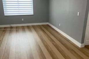 4050 NW 135th St, Opa-Locka, FL 33054 - Photo 11