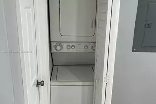 4050 NW 135th St, Opa-Locka, FL 33054 - Photo 9