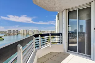 3530 Mystic Pointe Dr, Aventura, FL 33180 - Photo 25