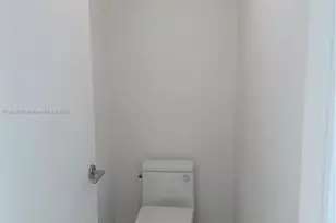 700 NE 24th St, Miami, FL 33137 - Photo 3