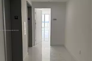 700 NE 24th St, Miami, FL 33137 - Photo 25