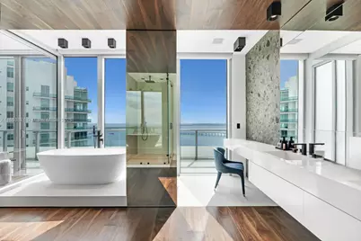 1300 Brickell Bay Dr #4401, Miami, FL 33131 - Photo 35