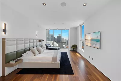 1300 Brickell Bay Dr #4401, Miami, FL 33131 - Photo 55