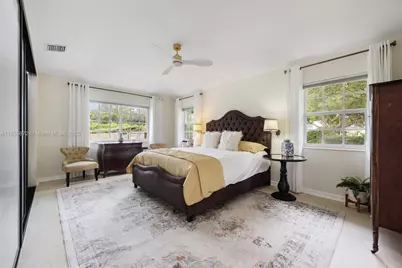 575 NE 97th St, Miami Shores, FL 33138 - Photo 17