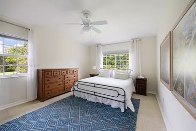 575 NE 97th St, Miami Shores, FL 33138 - Photo 21