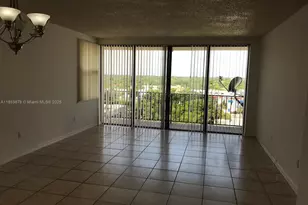 1470 NE 123rd St, North Miami, FL 33161 - Photo 1