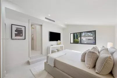 899 NE 71st St, Miami, FL 33138 - Photo 31