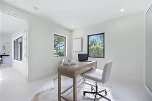 899 NE 71st St, Miami, FL 33138 - Photo 35