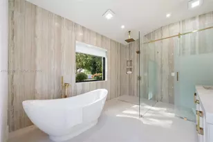 899 NE 71st St, Miami, FL 33138 - Photo 19