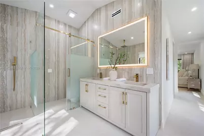 899 NE 71st St, Miami, FL 33138 - Photo 19