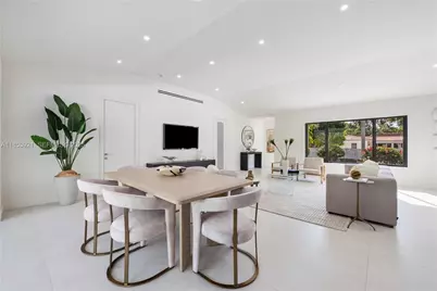 899 NE 71st St, Miami, FL 33138 - Photo 9