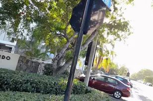 1075 93rd St, Bay Harbor Islands, FL 33154 - Photo 15