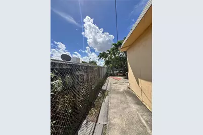 18601 SW 98th Ave, Cutler Bay, FL 33157 - Photo 27