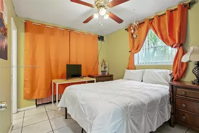 3633 SW 17th St, Fort Lauderdale, FL 33312 - Photo 9