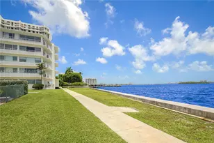 1700 NE 105th St, Miami Shores, FL 33138 - Photo 41