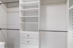 2035 NE 123rd St, North Miami, FL 33181 - Photo 15