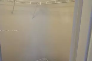 11630 SW 2nd St, Pembroke Pines, FL 33025 - Photo 17