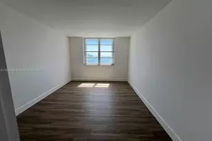 500 Bayview Dr, Sunny Isles Beach, FL 33160 - Photo 35