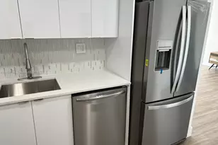 500 Bayview Dr, Sunny Isles Beach, FL 33160 - Photo 3