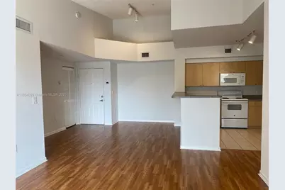 8070 N Nob Hill Rd #305, Tamarac, FL 33321 - Photo 7