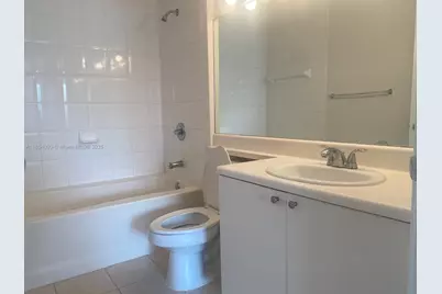 8070 N Nob Hill Rd #305, Tamarac, FL 33321 - Photo 19