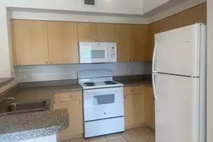 8070 N Nob Hill Rd, Tamarac, FL 33321 - Photo 5