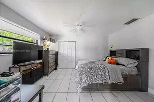 7605 W 6th Ave, Hialeah, FL 33014 - Photo 29
